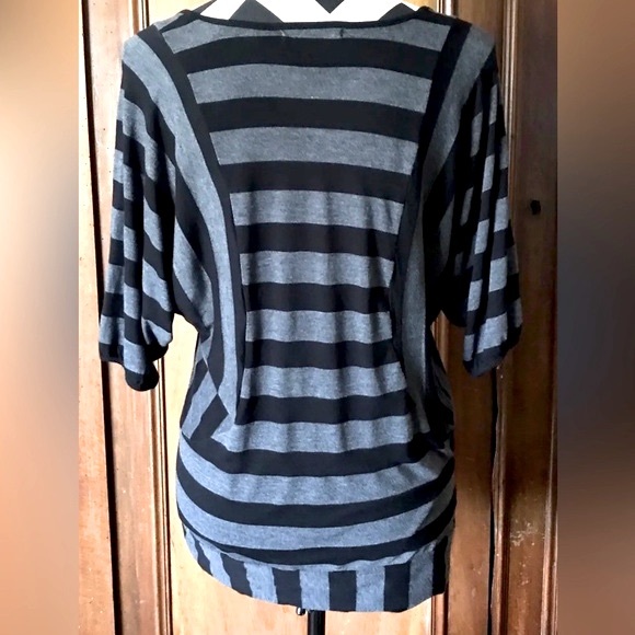 Black and Gray Stretch Striped Tunic, Women’s Size S- Banana Republic - Picture 2 of 8